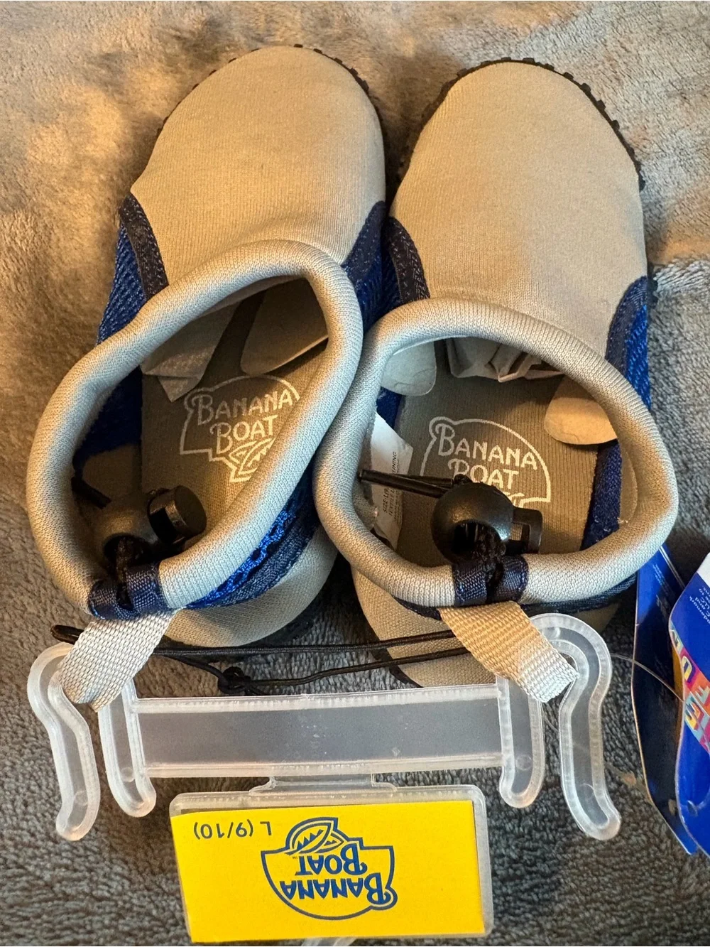Banana Boat Toddler Blue and Cream Water Shoes Size L (9/10)